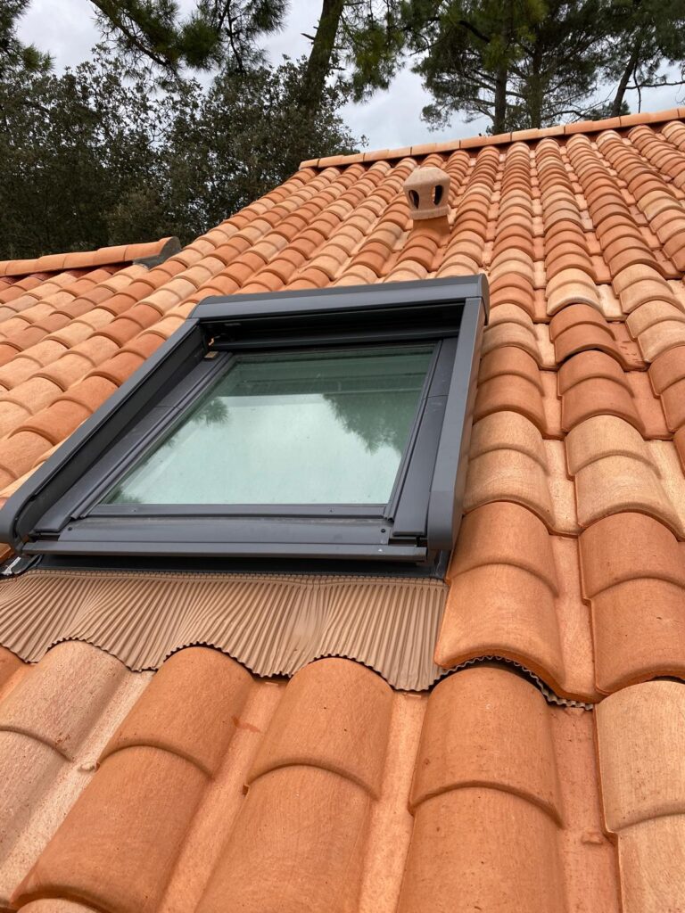 Pose de velux à La Rochelle